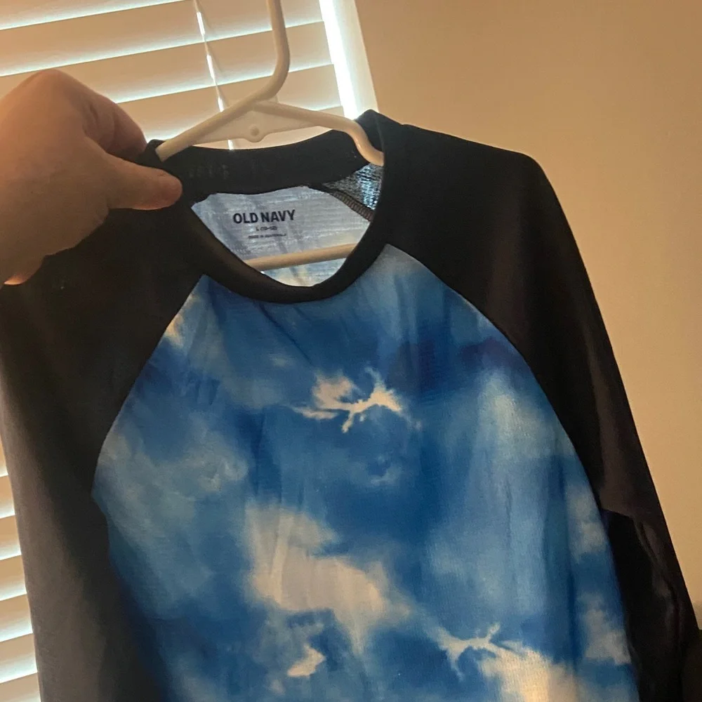 Old Navy Blue and Black Tie-Dye Raglan Swim Shirt